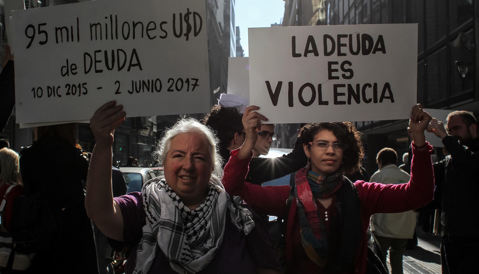 Vivas, libres y desendeudadas 2